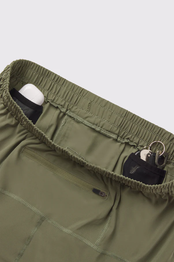 Ultra Short - Image 19