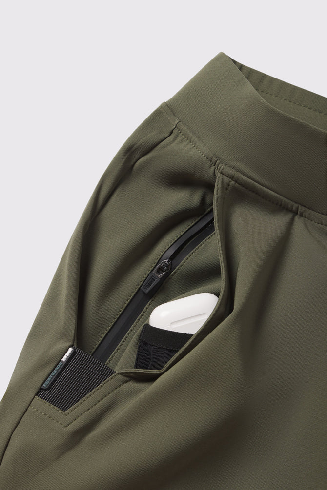 Adapt Training Short - Image 21