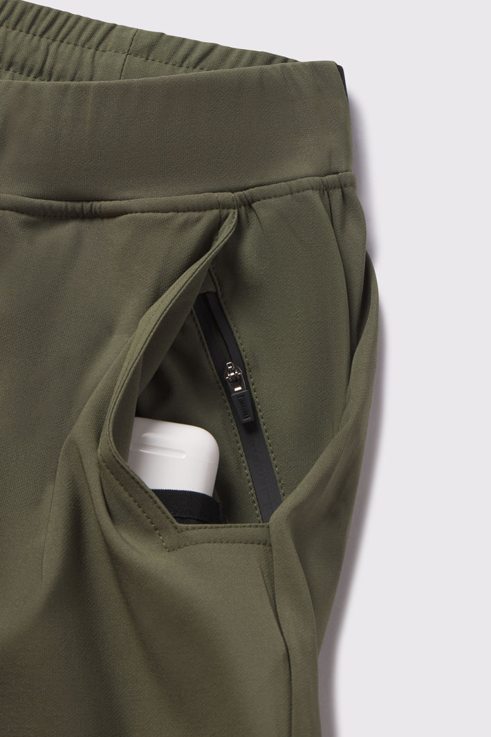 Adapt Training Short - Image 22